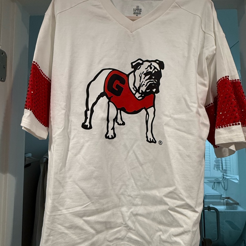 NEW! Never worn White and Red Georgia Bulldog Dog oversized tee with rhinestones